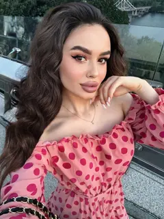 Адриана эскорт в городе Москва