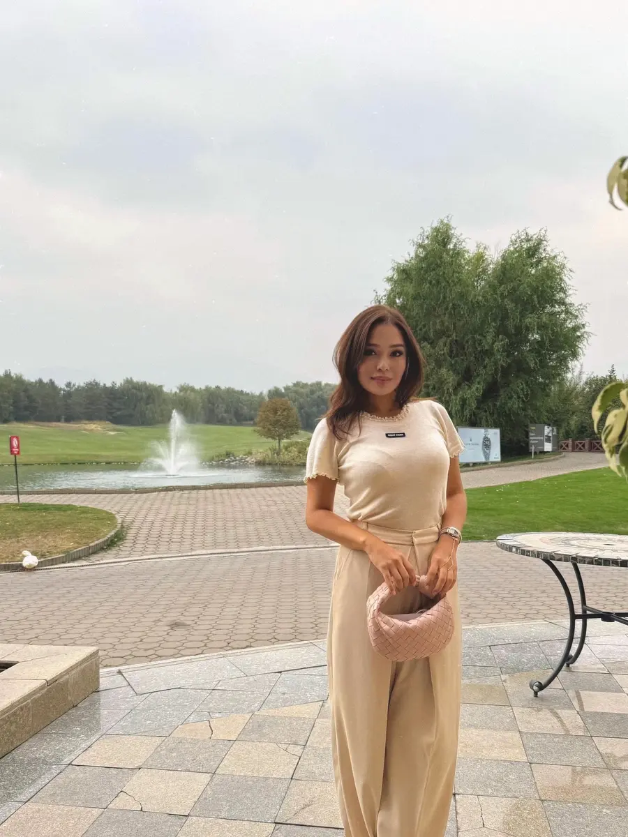 Акнур эскорт в городе Москва