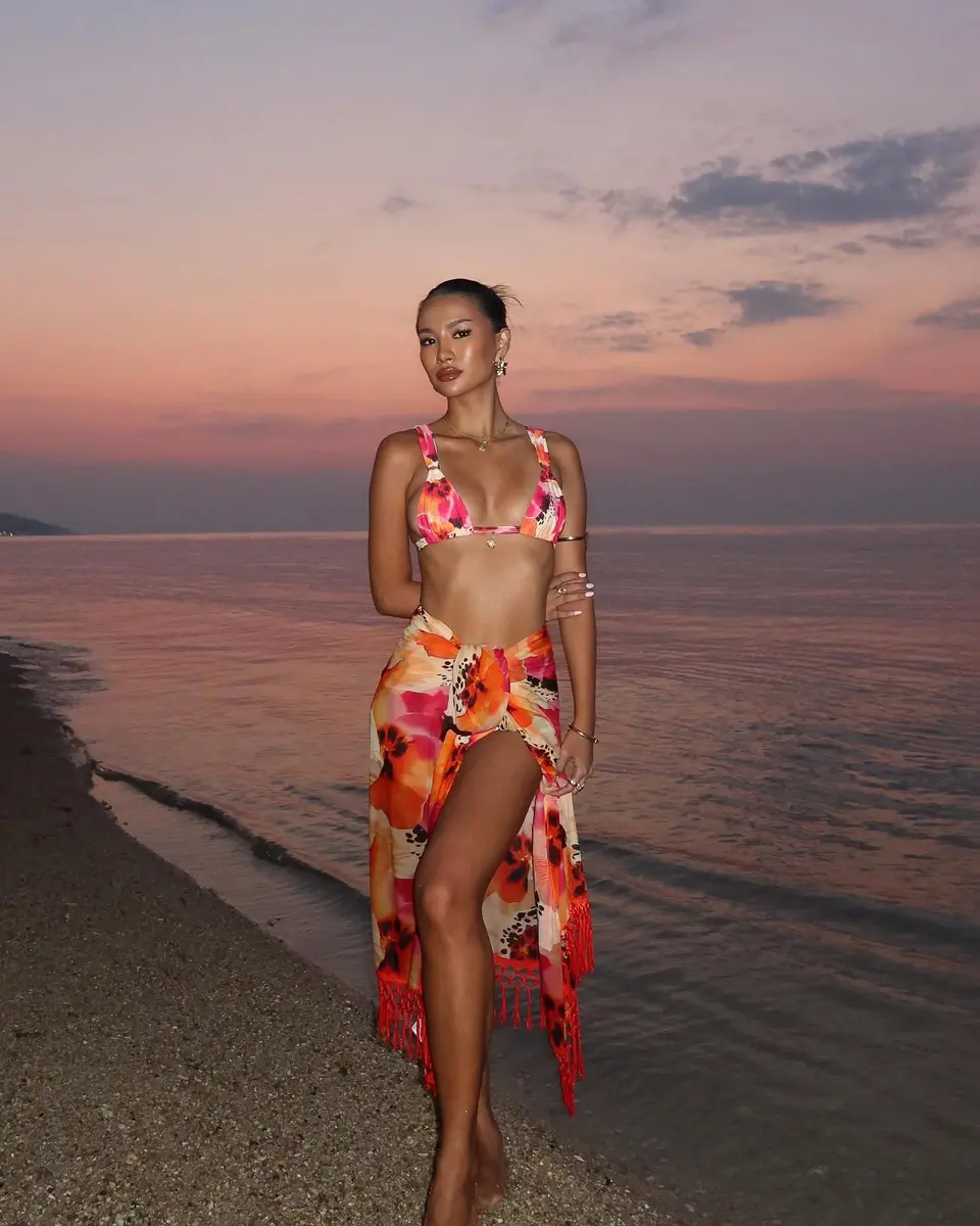 Карина эскорт в городе Москва