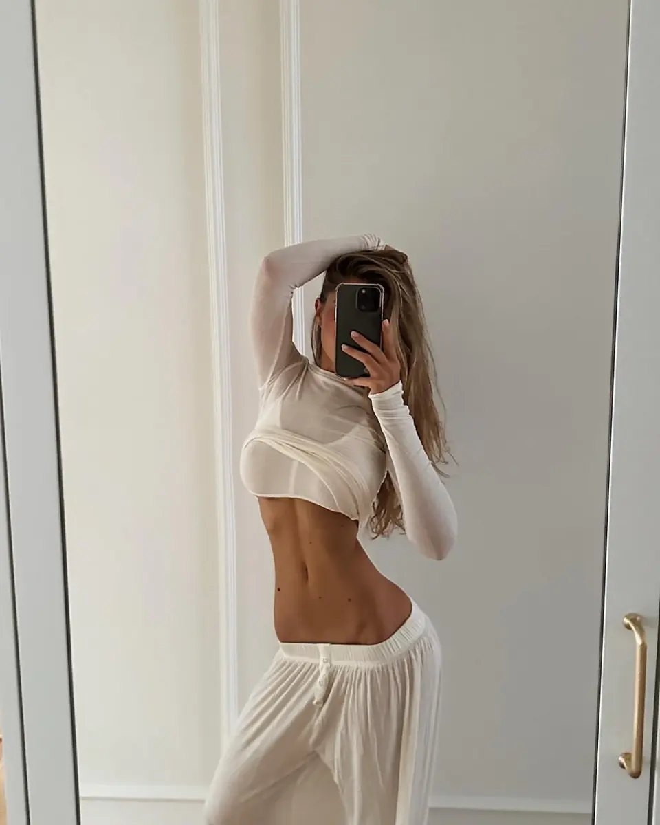 Нана эскорт в городе Москва