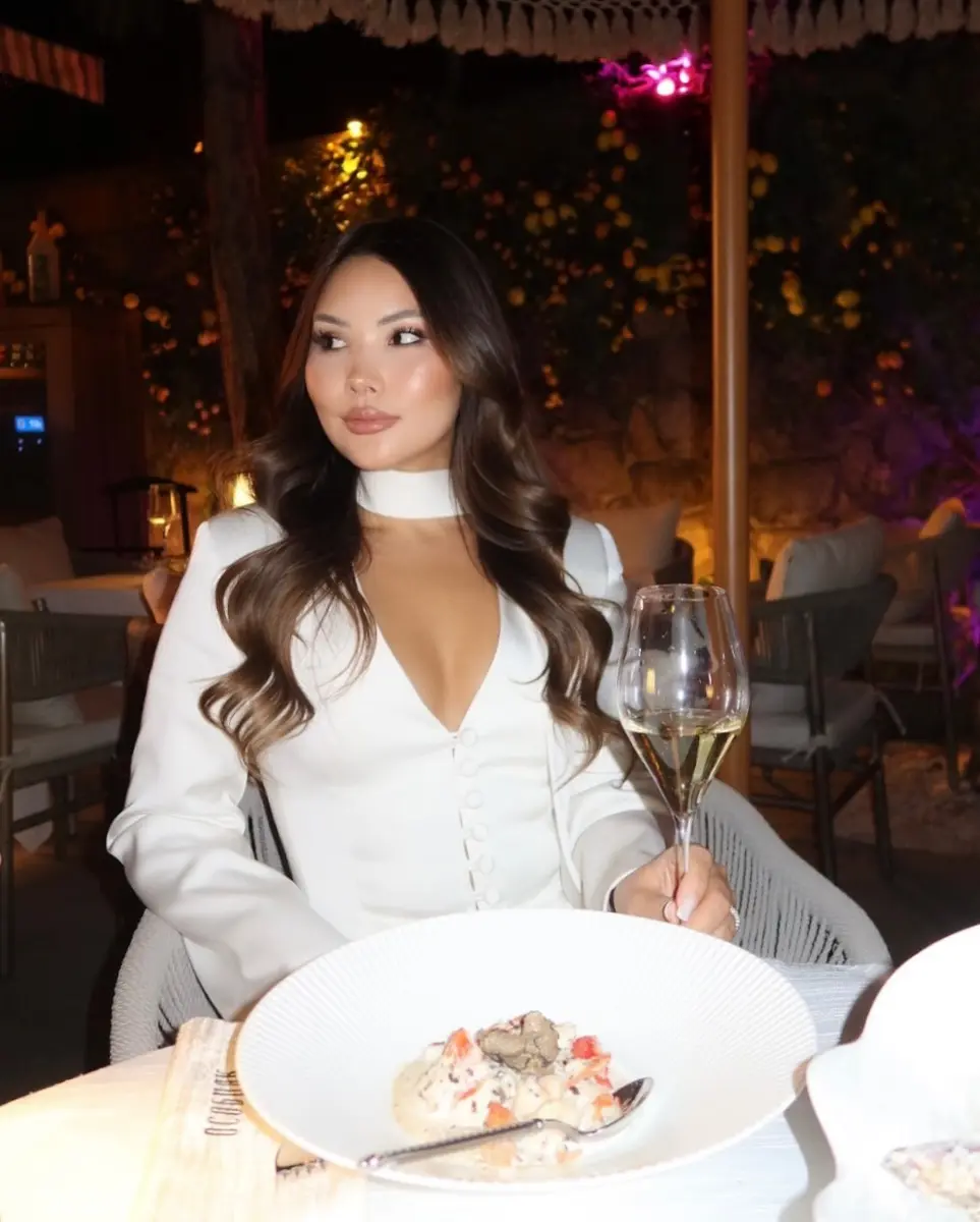 Шолпан эскорт в городе Москва